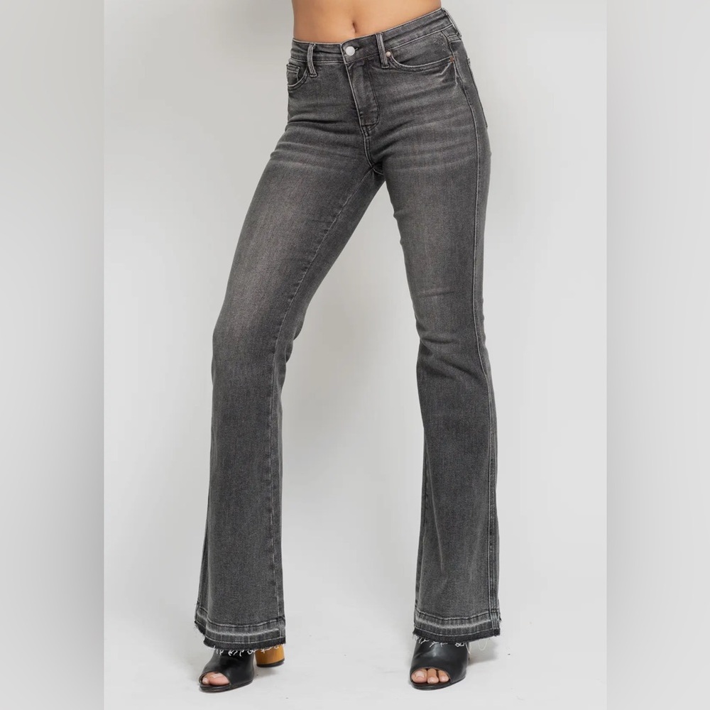NWT Judy Blue Tummy Control Washed Gray Release Hem Flare Jeans Medium Rise - Picture 5 of 10